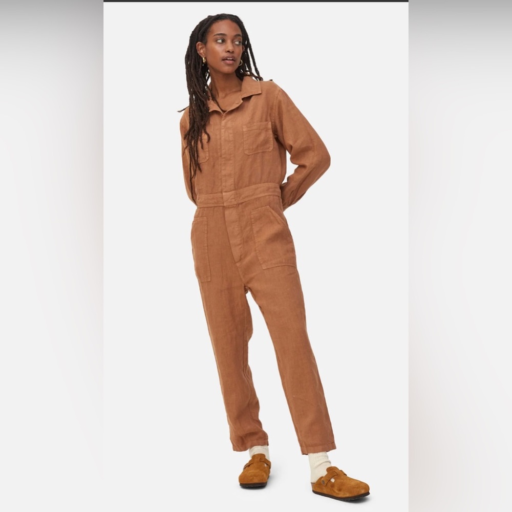 Purchased this online as final sale and it is too small for me.